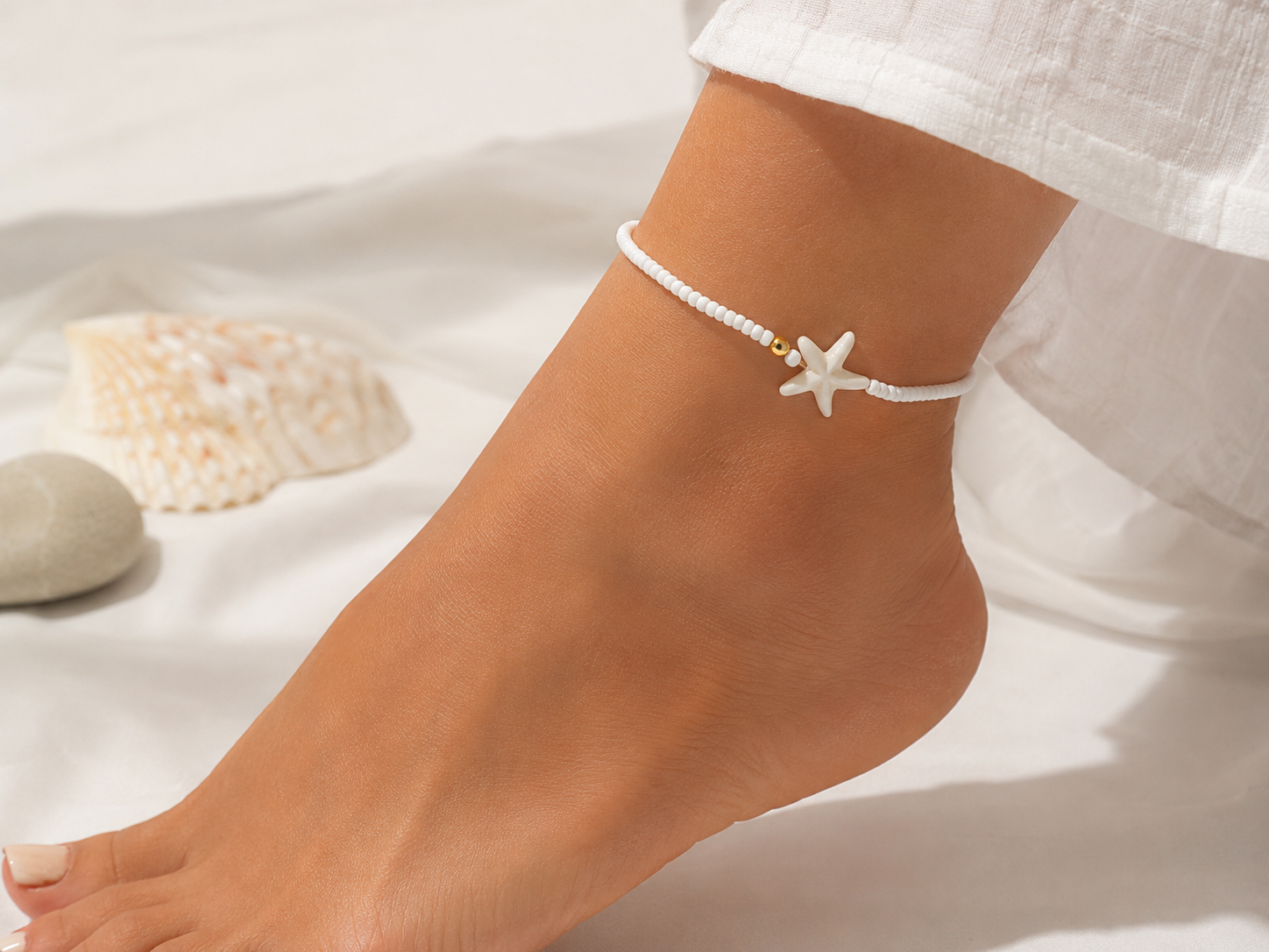White Starfish Anklet – Χειροποίητο Βραχιόλι Ποδιού 25 εκ.