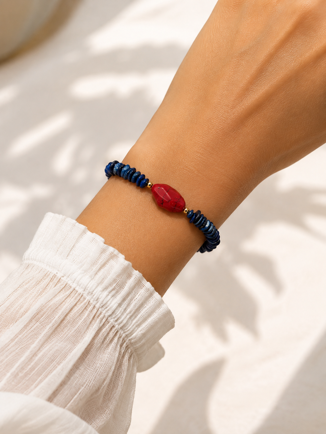 Blue & Red Howlite Bracelet – Χειροποίητο Βραχιόλι με Χαολίτη