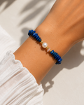 Blue Howlite & Pearl Bracelet – Χειροποίητο Βραχιόλι με Χαολίτη