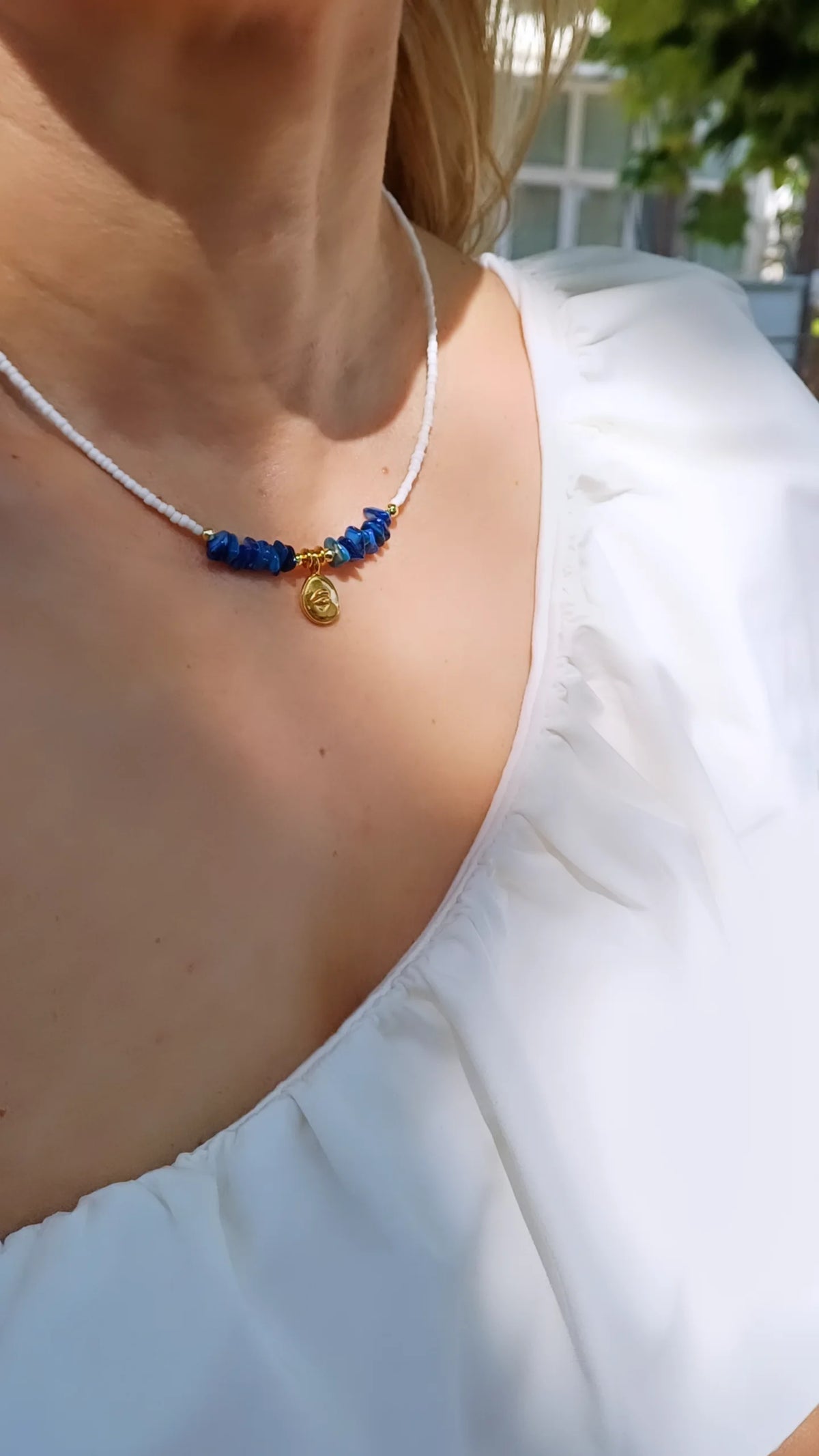 Blue Eye Summer Necklace – Χειροποίητο Κολιέ με Μπλε Χαολίτη & Χρυσό Στοιχείο Μάτι